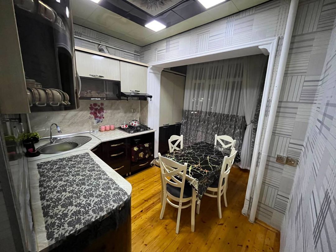 Satılır 2 otaqlı köhnə tikili 60 m² — Mənzil, Bakı (2)
