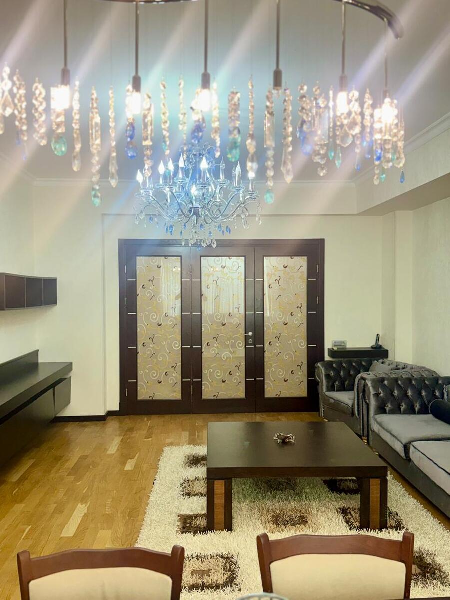 İcarəyə verilir 4 otaqlı yeni tikili 200 m² — Mənzil, Bakı (7)