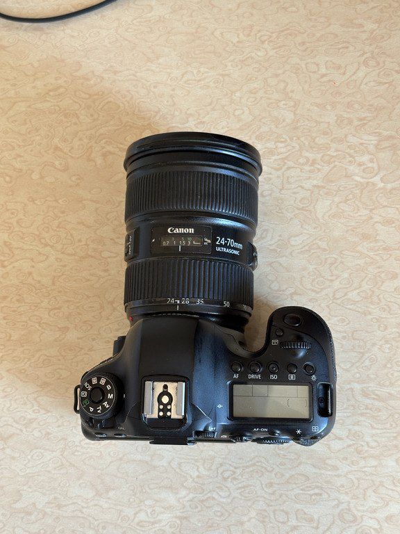 Fotoaparat "6D Mark 2 + 24-70 f2.8 USM 2" — Foto və video texnikası, Bakı (5)