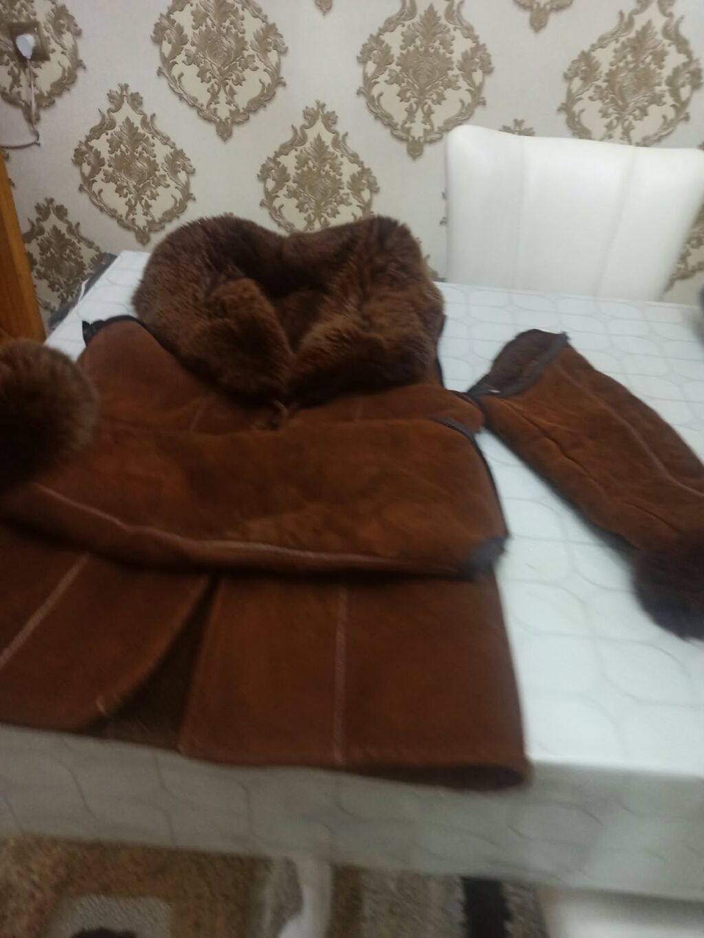 Qadın üçün kürklü gödəkçə - Material: təbii görünüşlü qəhvəyi süet — Palto, Sumqayıt (4)