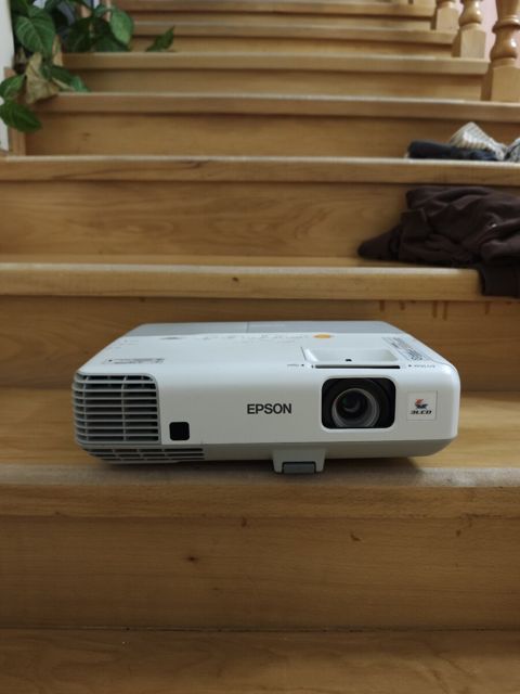 Proyektor Epson 905 — Bakı