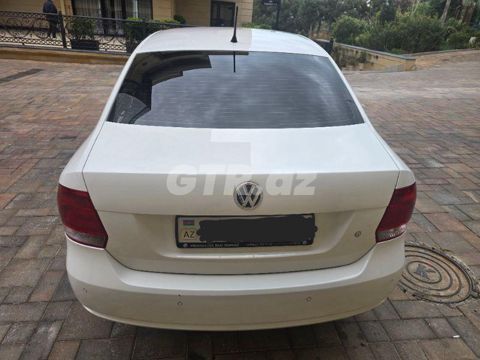 Volkswagen Polo 1.6 L, 2013, 254 000 km — Bakı
