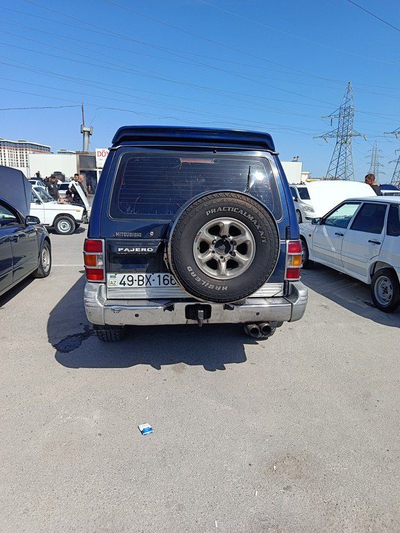 Mitsubishi Pajero, 2.8 L, 1995 il, 372 000 km 49-BX-166 — Avtomobillər, Bakı (4)