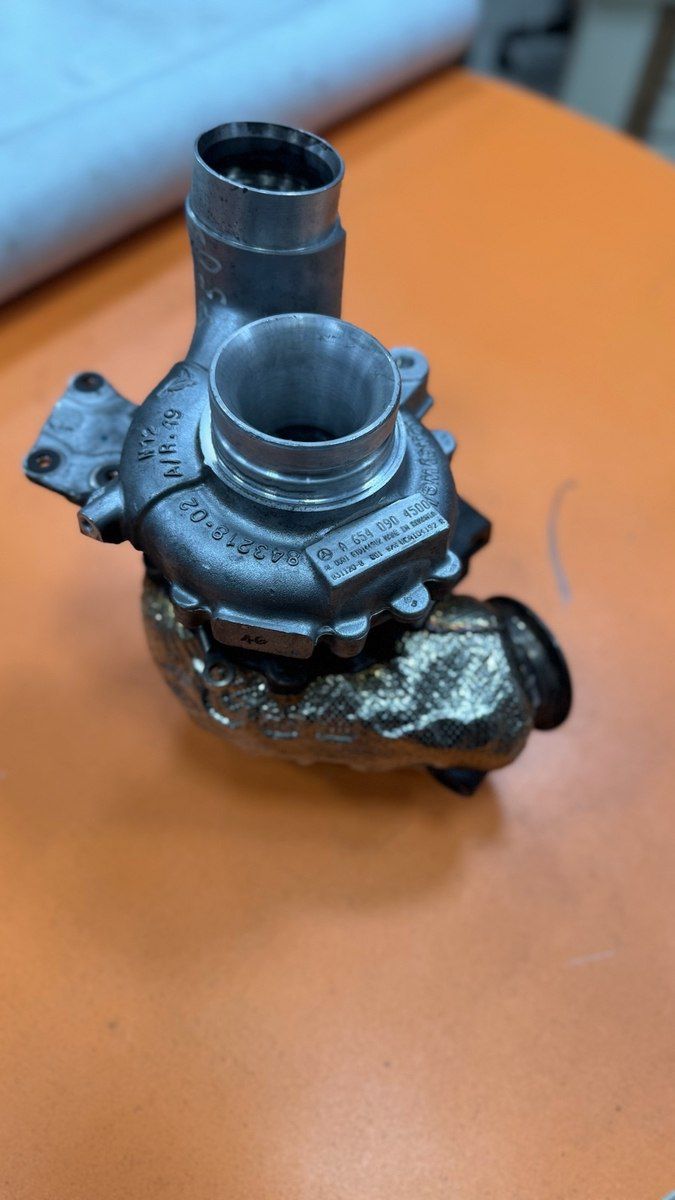 Mercedes Om654 mühərrikin turbosu — Ehtiyat hissələri və aksesuarlar, Bakı (3)