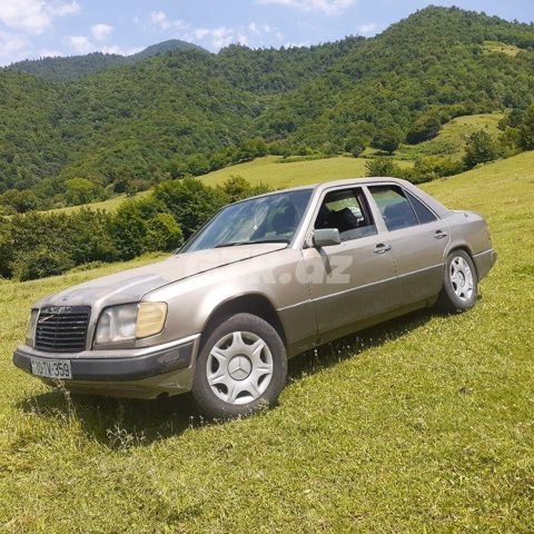 Mercedes E 230 2.3 L, 1989, 435 000 km — Bakı