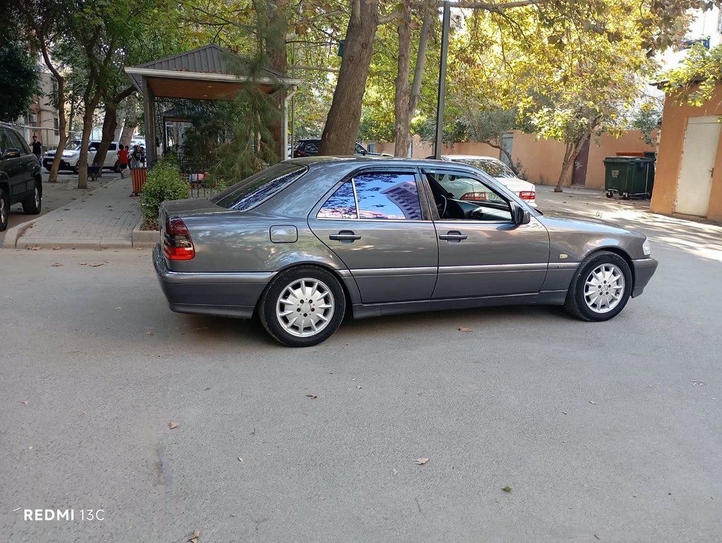 Mercedes C 220, 2.2 L, 1999 il, 300 000 km — Avtomobillər, Bakı (8)