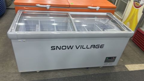 Snow Vıllage ticarət dondurucu/vitrin - Sürüşən şüşə qapaqlar — Digah