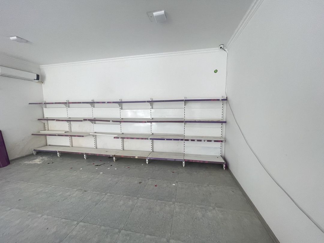 Market vitrini — Biznes və avadanlıq, Bakı (4)