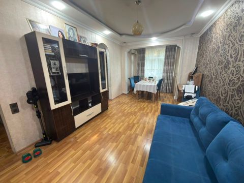 Satılır 2 otaqlı köhnə tikili 55 m² — Bakı