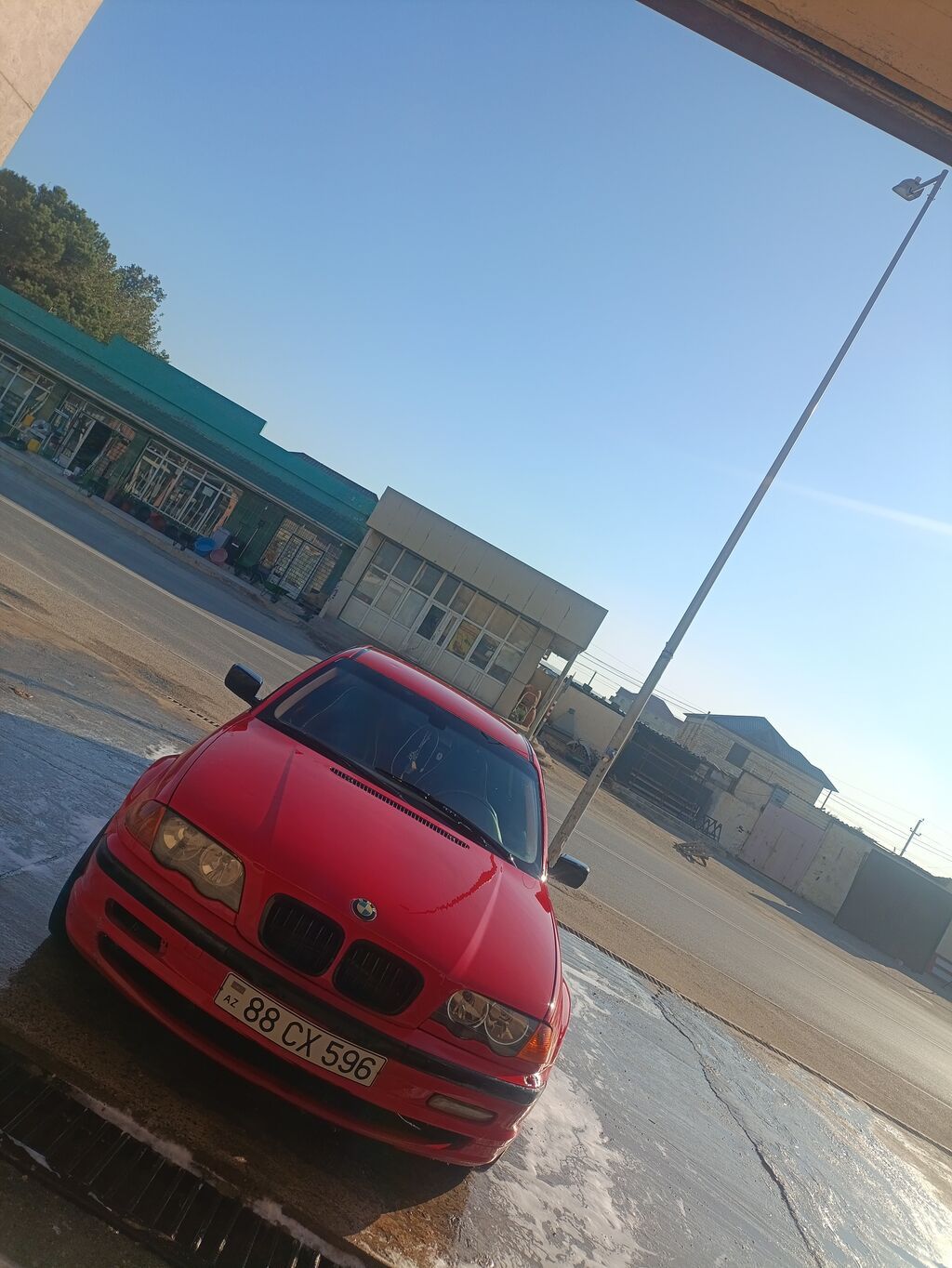 Barter mümkündür BMW 3 Series E46, sedan, qırmızı rəng. - Kuzov: 4 88-CX-596 — Avtomobillər, Xırdalan (6)