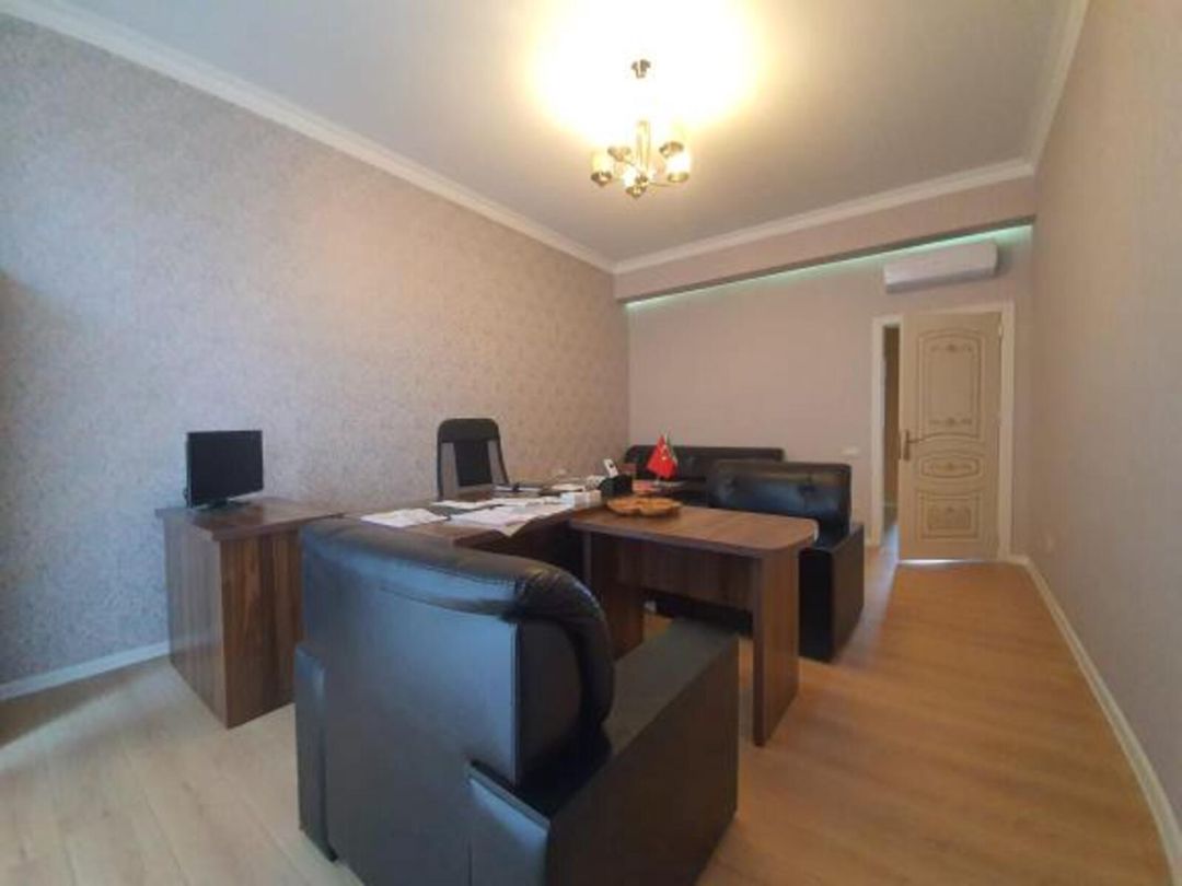 İcarəyə verilir 4 otaqlı ofis 190 m² — Ofis, Bakı (12)