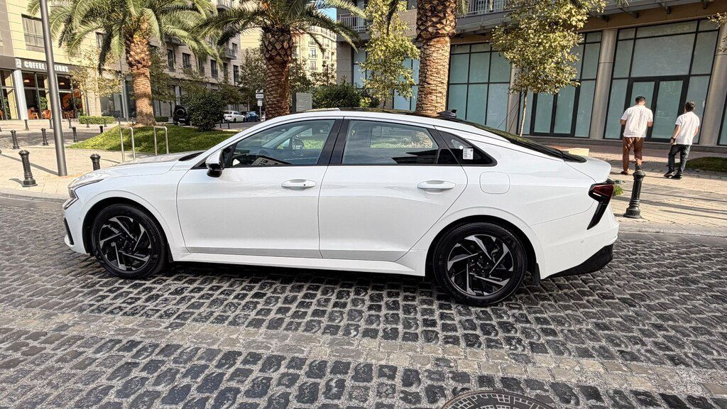 Kia K5, 2.0 L, 1.6 kWh, 2025 il, 8 427 km 77-OH-531 — Avtomobillər, Bakı (7)