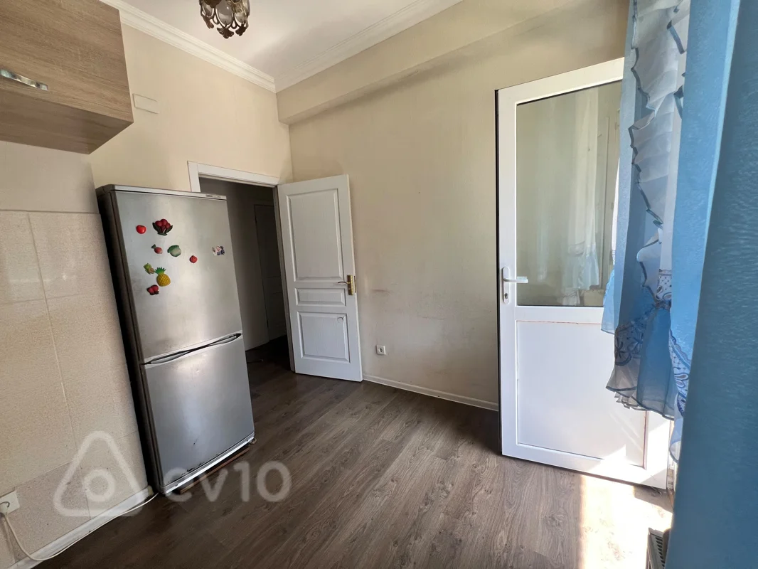2 otaqlı mənzil, 65 m², Müstəqillik küçəsi. — kirayə — Mənzil, Bakı (8)