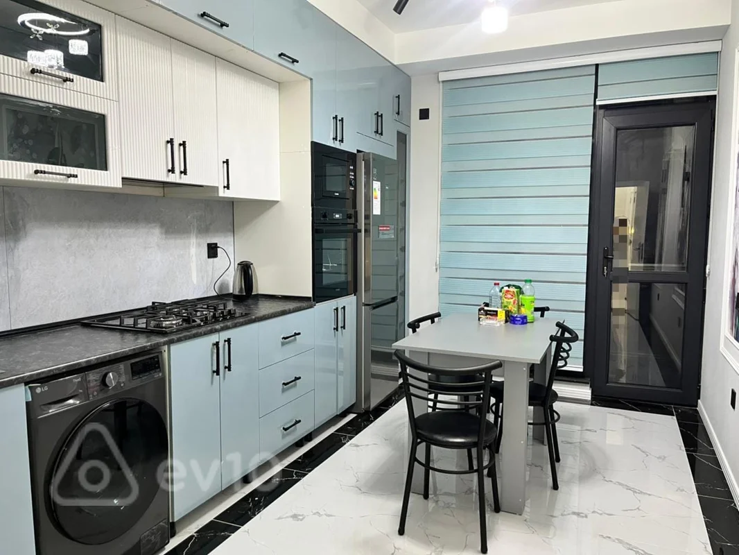 3 otaqlı mənzil, 112 m², Süleyman Sani Axundov küçəsi — kirayə — Mənzil, Bakı (4)