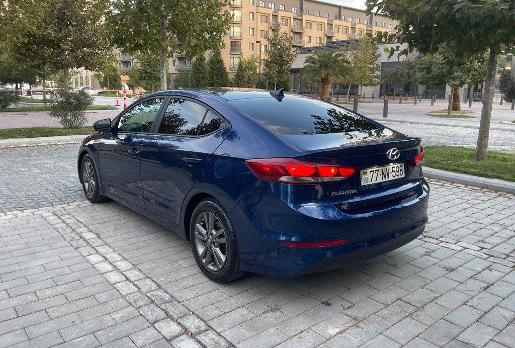 Hyundai Elantra, 2.0 L, 2017 il, 92 000 km 77-NV-598 — Avtomobillər, Bakı (8)