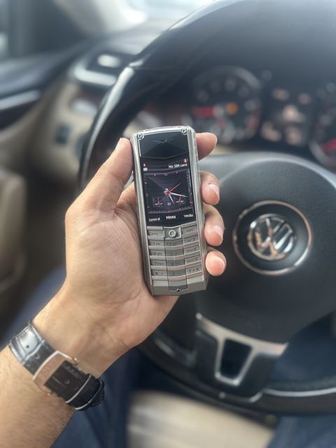 Vertu Ascent Silverstone Edition — Bakı