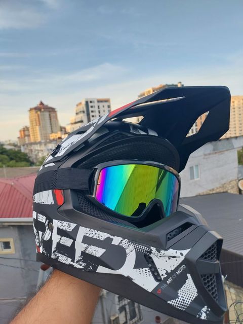 Off-Road (Cross) Moto kask satıram Məhsul yenidir, istifadə — Motorcycle gear
