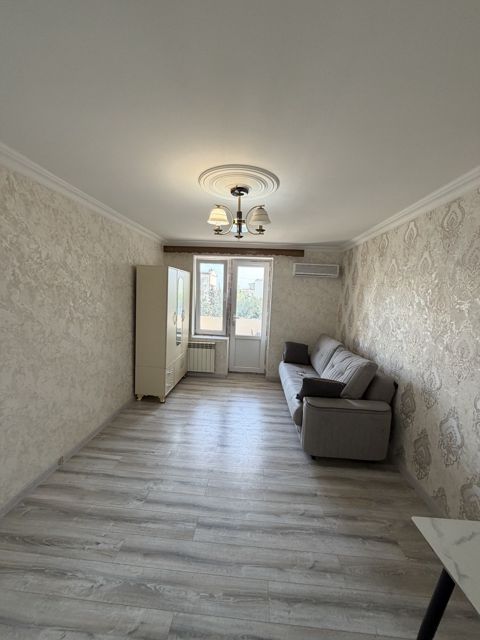 Satılır 1 otaqlı köhnə tikili 37 m² — Bakı