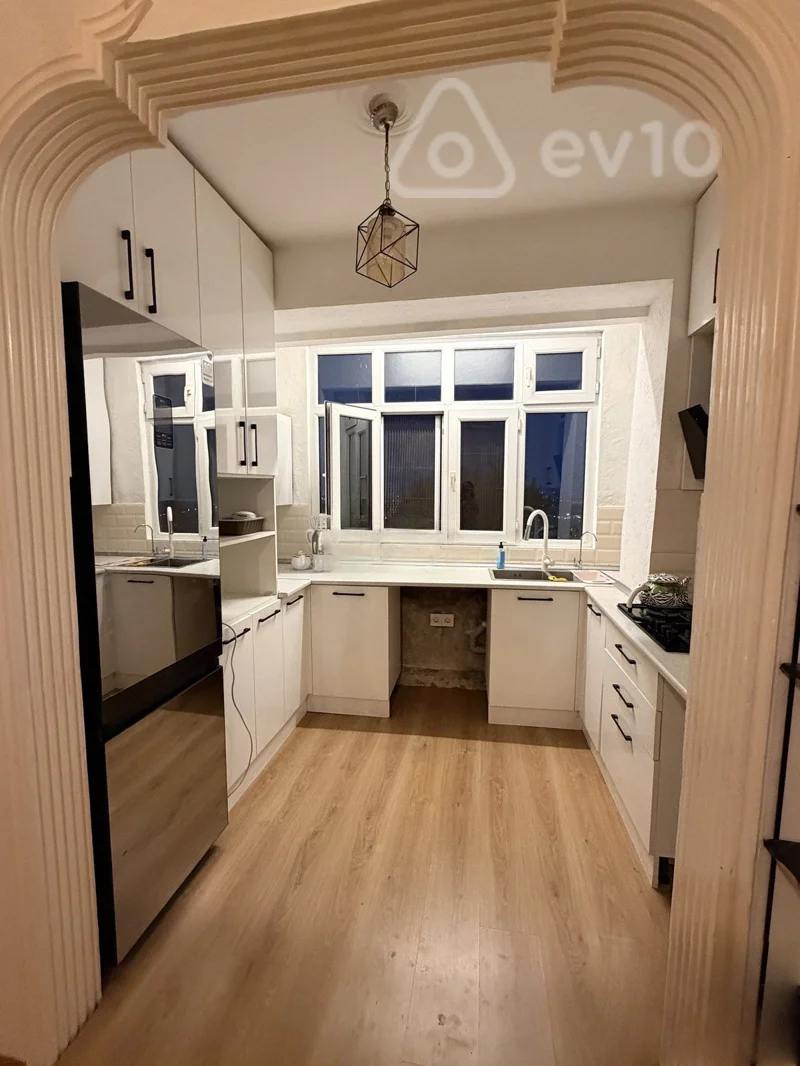 2 otaqlı mənzil, 45 m², yeni günəşli — kirayə — Mənzil, Bakı (5)