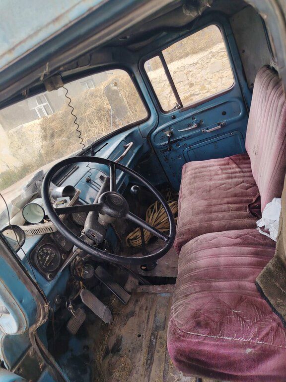 ZIL 130, 6.0 L, 1990 il, 633 885 km — Yük maşınları, Göygöl (10)
