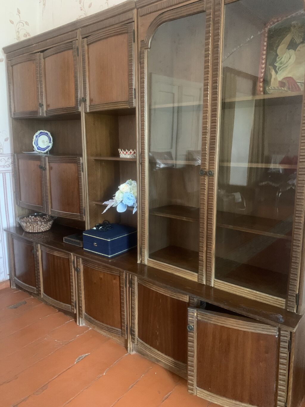 Salam qoz ağacınnan servant satılır cox ucuz qiymete — Şkaflar, Bakı (3)