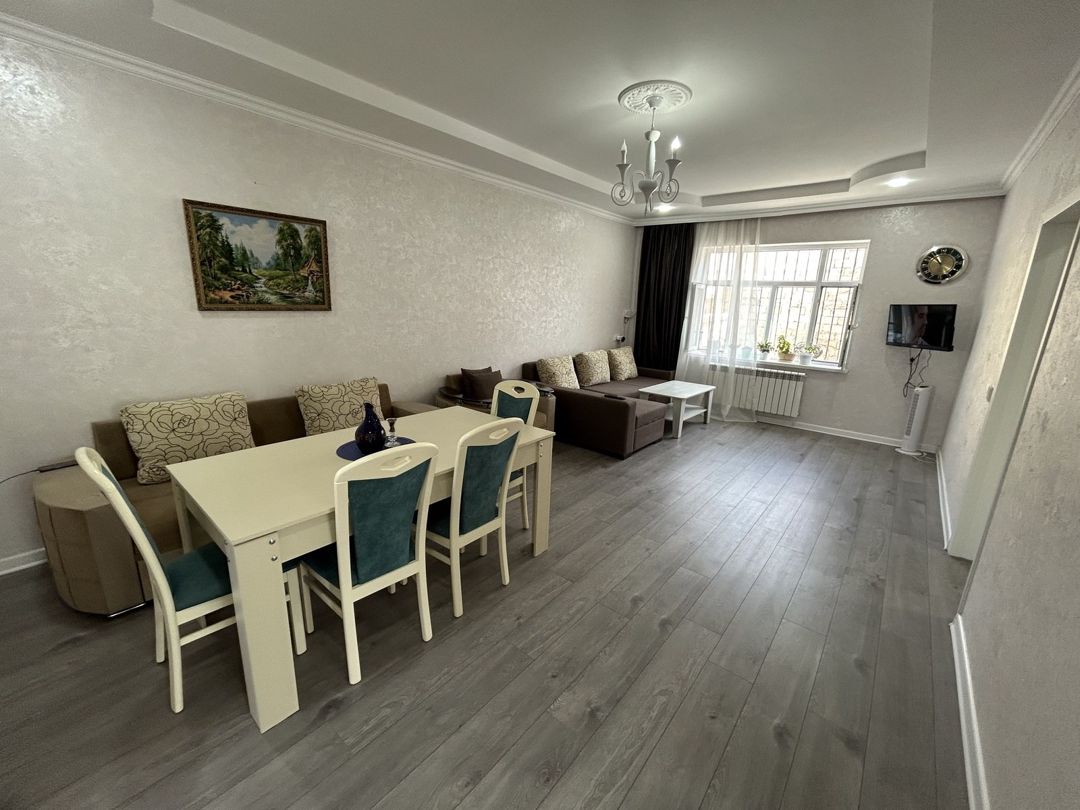 Satılır 5 otaqlı həyət evi/bağ evi 200 m² — Ev, villa, Bakı (7)