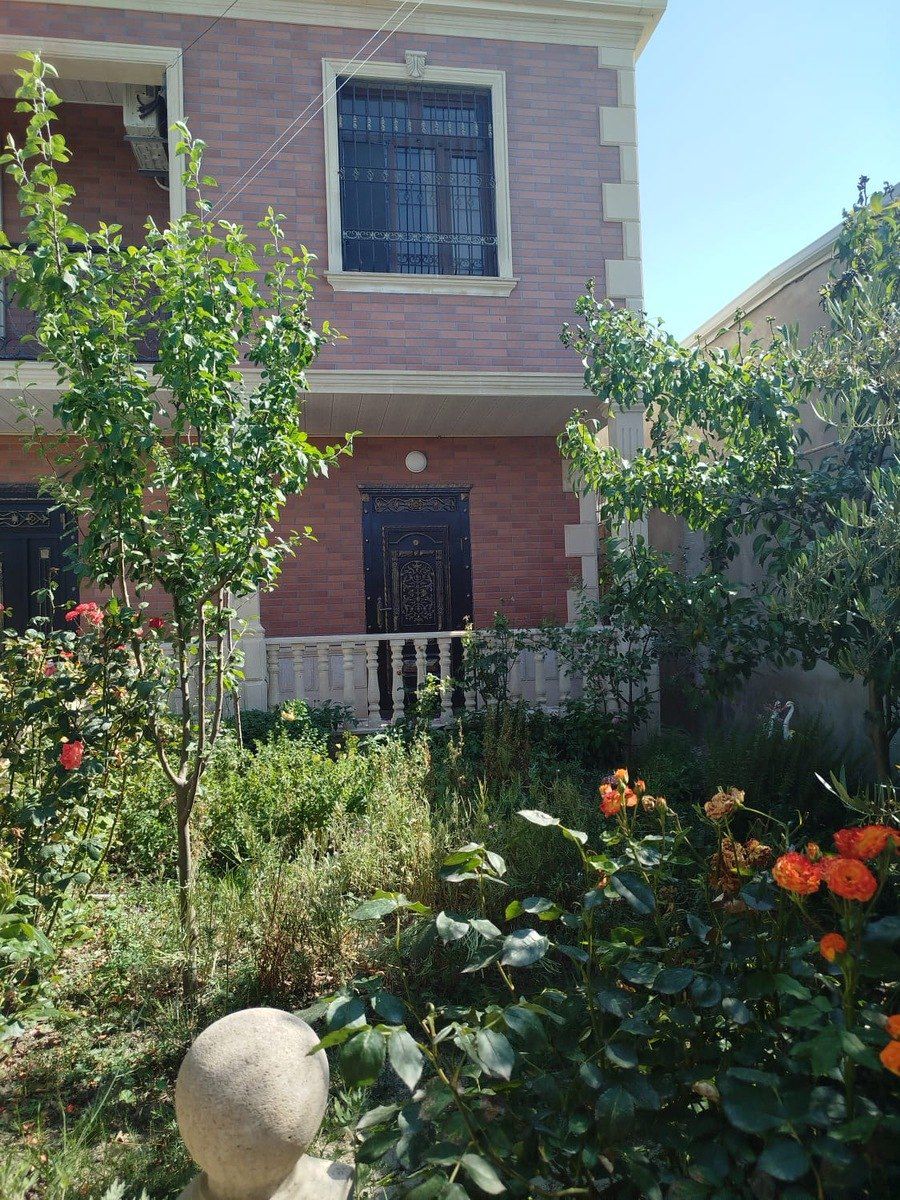 Satılır 4 otaqlı həyət evi/bağ evi 310 m² — Ev, villa, Bakı (2)