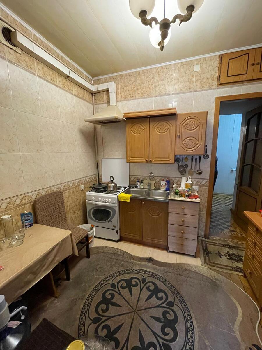 Satılır 4 otaqlı köhnə tikili 115 m² — Mənzil, Bakı (12)