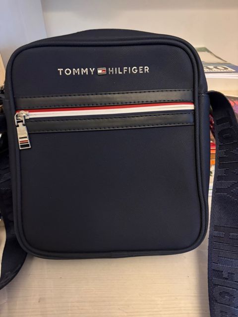 Çanta Tommy Hilfiger — Bakı