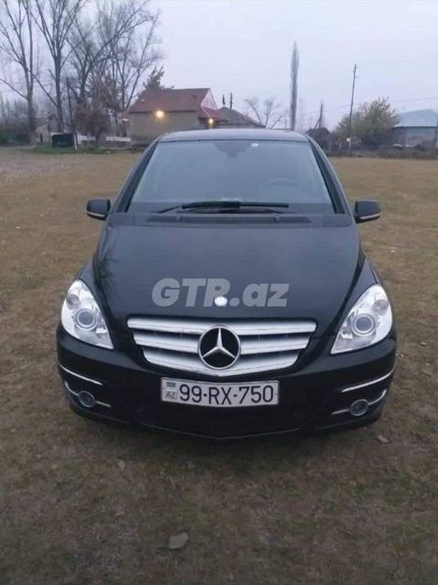 Mercedes B 180 1.7 L, 2009, 202 000 km — Qax