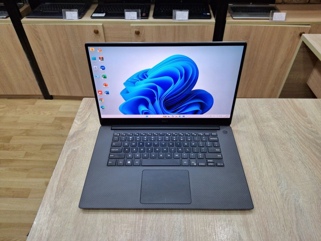 Dell Precision 5540 i9 9880H 32gb Ram 3.8K ekran — Noutbuklar, Bakı