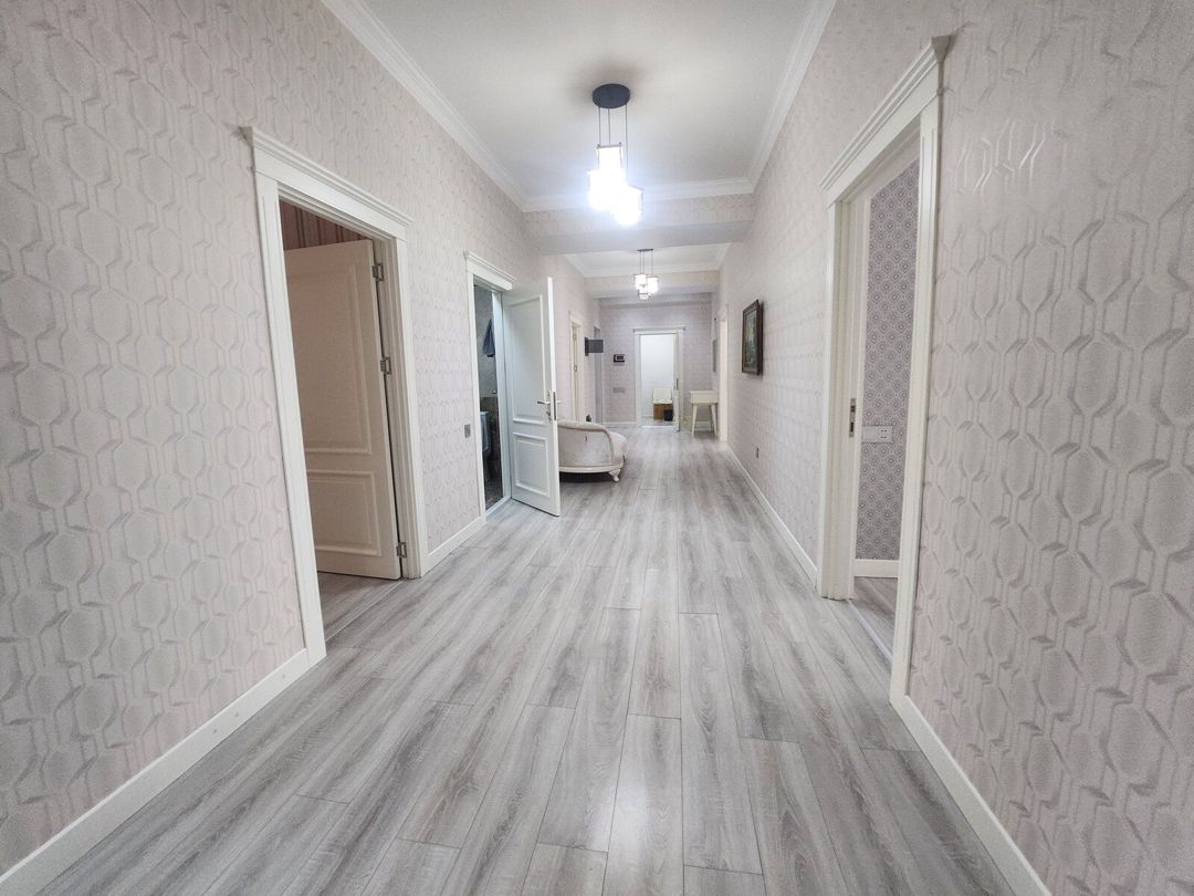 İcarəyə verilir 4 otaqlı yeni tikili 200 m² — Mənzil, Bakı (6)