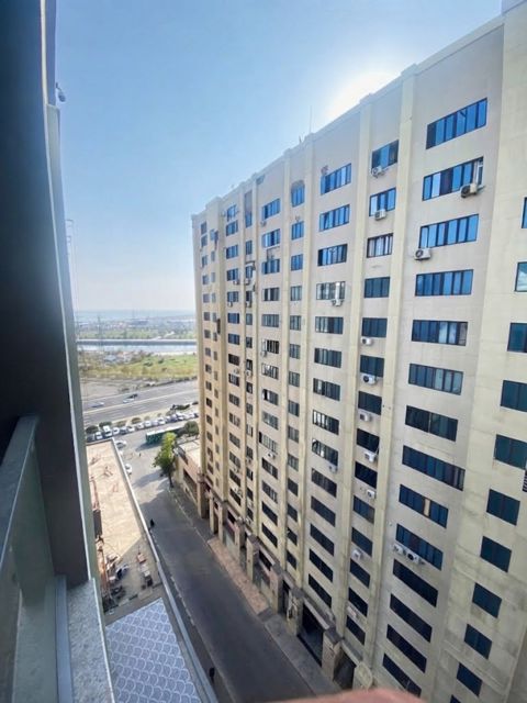Satılır 1 otaqlı yeni tikili 41 m² — Bakı