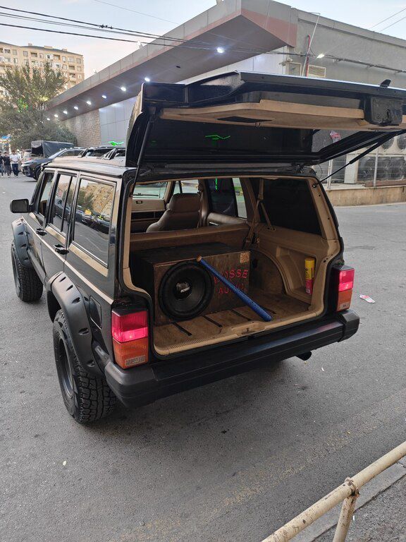 Jeep Grand Cherokee, 4.0 L, 1993 il, 486 826 km 10-XJ-233 — Avtomobillər, Bakı (4)