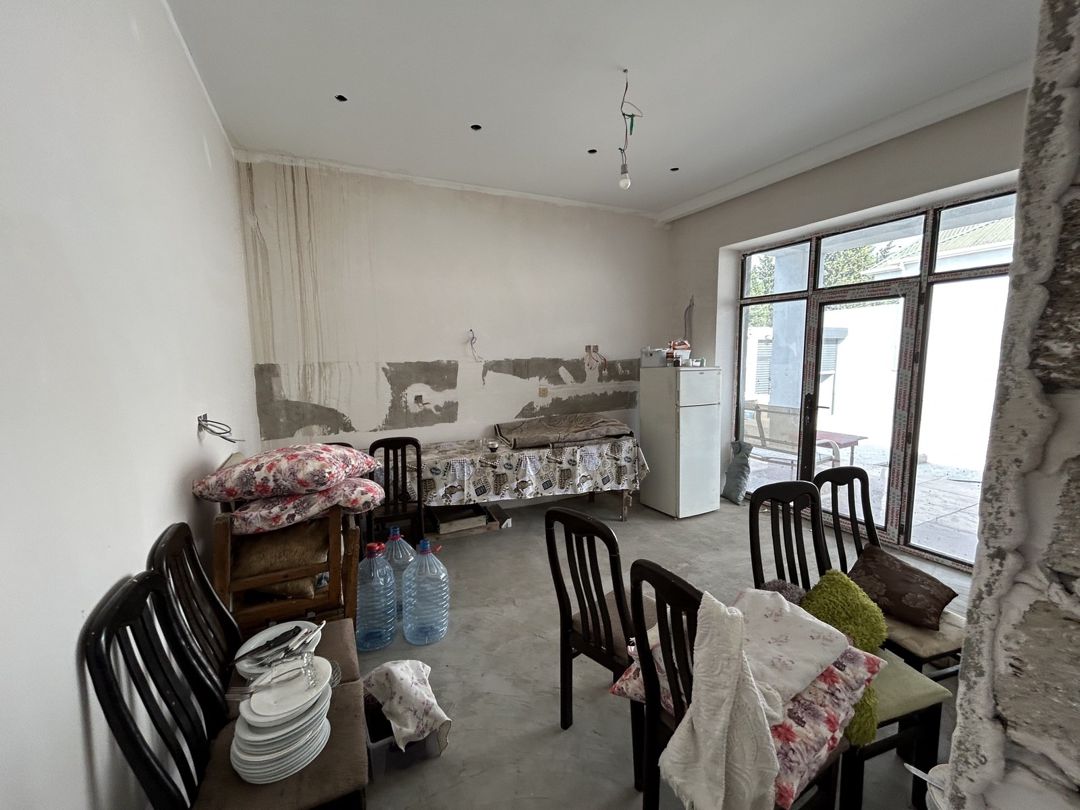 Satılır 4 otaqlı həyət evi/bağ evi 130 m² — Ev, villa, Bakı (9)