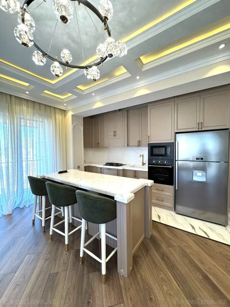 Satılır 4 otaqlı Mənzil Yeni tikili 129 m² Bakı, Xətai r — Bakı