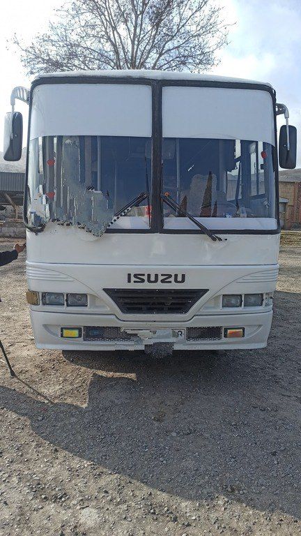 Isuzu Ecobus, 4.2 L, 1998 il, 250 000 km — Şəmkir