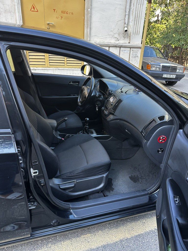 Hyundai i30, 1.6 L, 2007 il, 314 000 km 77-HB-231 — Avtomobillər, Bakı (9)