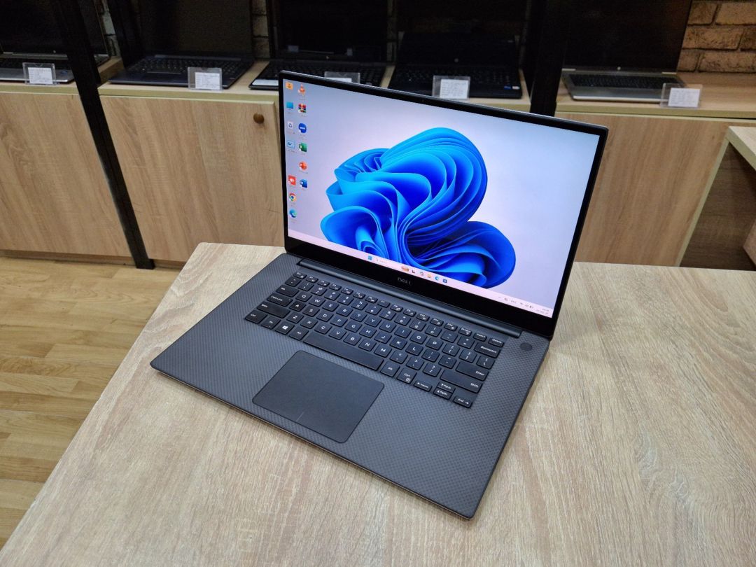 Dell Precision 5540 i9 9880H 32gb Ram 3.8K ekran — Noutbuklar, Bakı (2)
