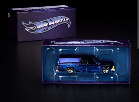 Hotwheels RLC Nissan King Cab modeli — Bakı