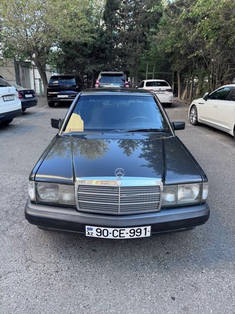 Mercedes 190, 2.0 L, 1991 il, 303 563 km — Bakı