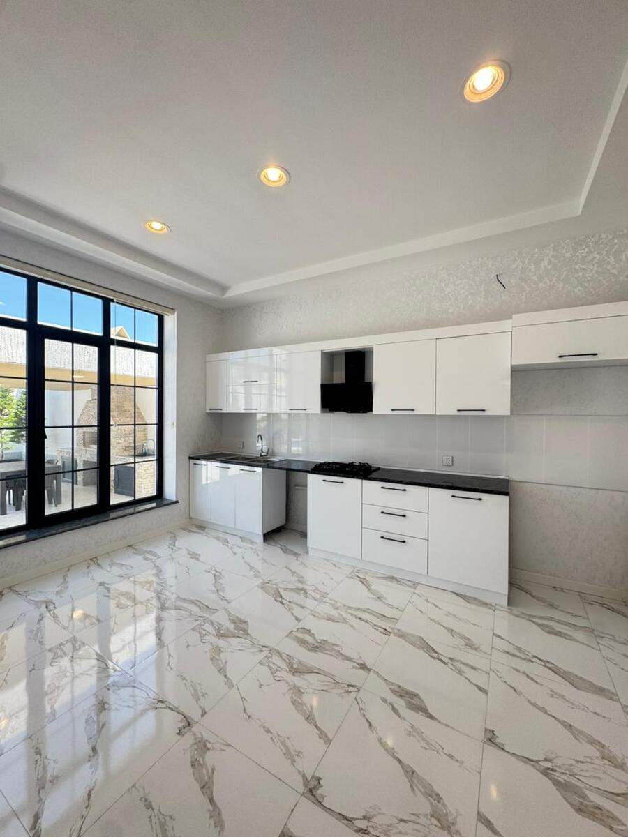 Satılır 4 otaqlı həyət evi/bağ evi 160 m² — Ev, villa, Bakı (7)