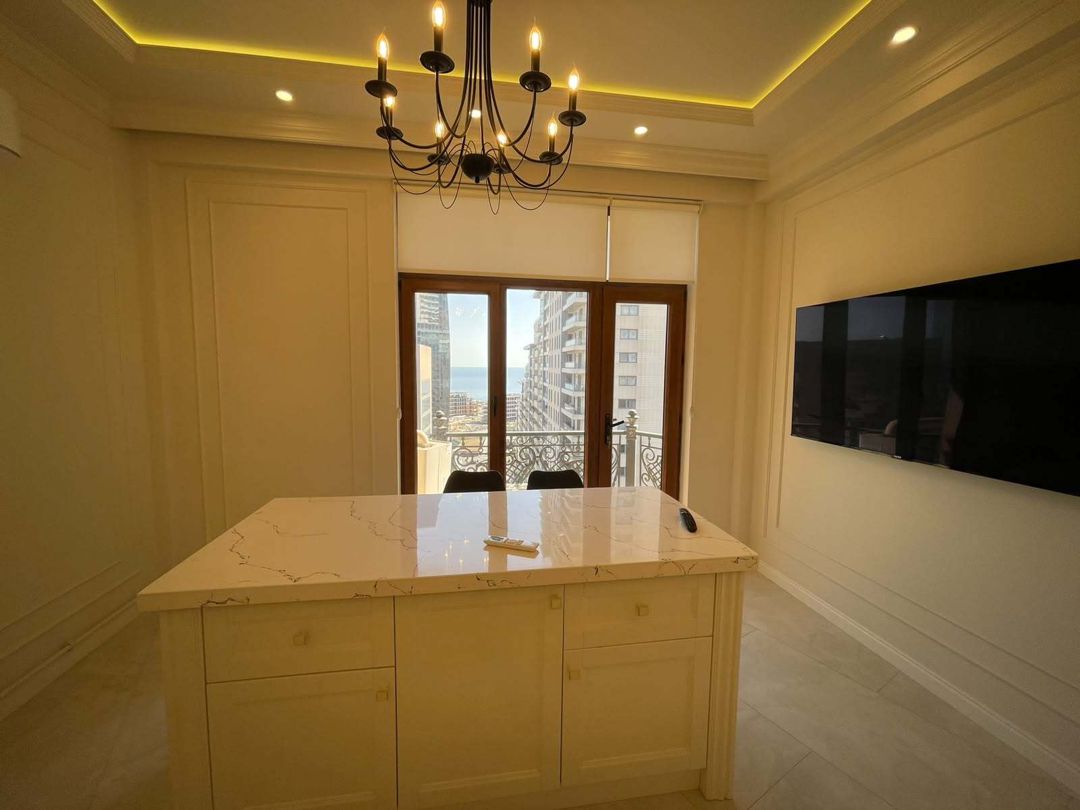 İcarəyə verilir 4 otaqlı yeni tikili 215 m² — Mənzil, Bakı (8)