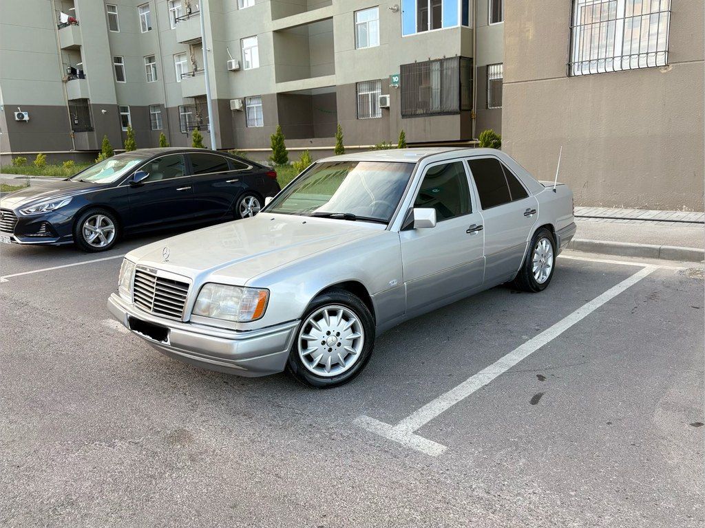 Mercedes 220 E, 2.2 L, 1994 il, 426 000 km — Avtomobillər, Bakı (4)