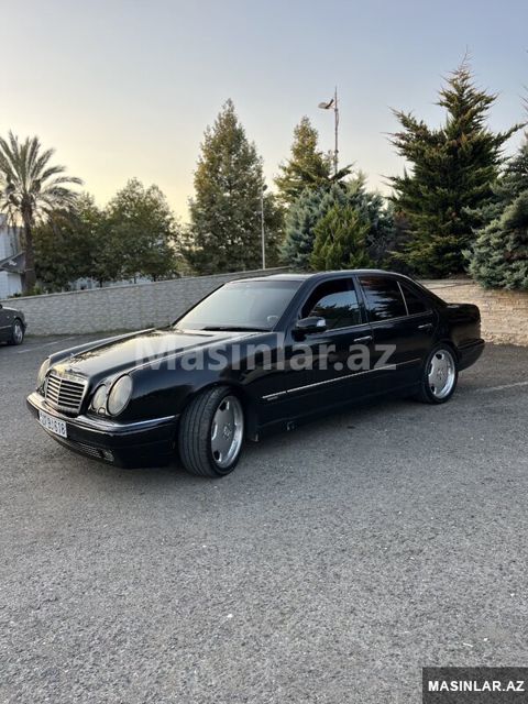 Mercedes 4 fara, 1997 il — Astara