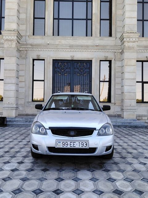 Lada (VAZ) Priora, 1.6 L, 2009 il, 250 000 km — Saatlı