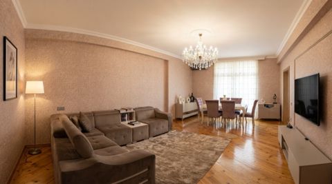 Satılır 2 otaqlı yeni tikili 84 m² — Bakı