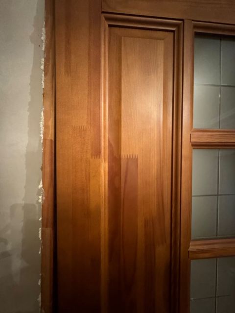 Demək olar ki istifadə olunmayıb ağ qapılarla əvəz olunduğu üçün — Bakı