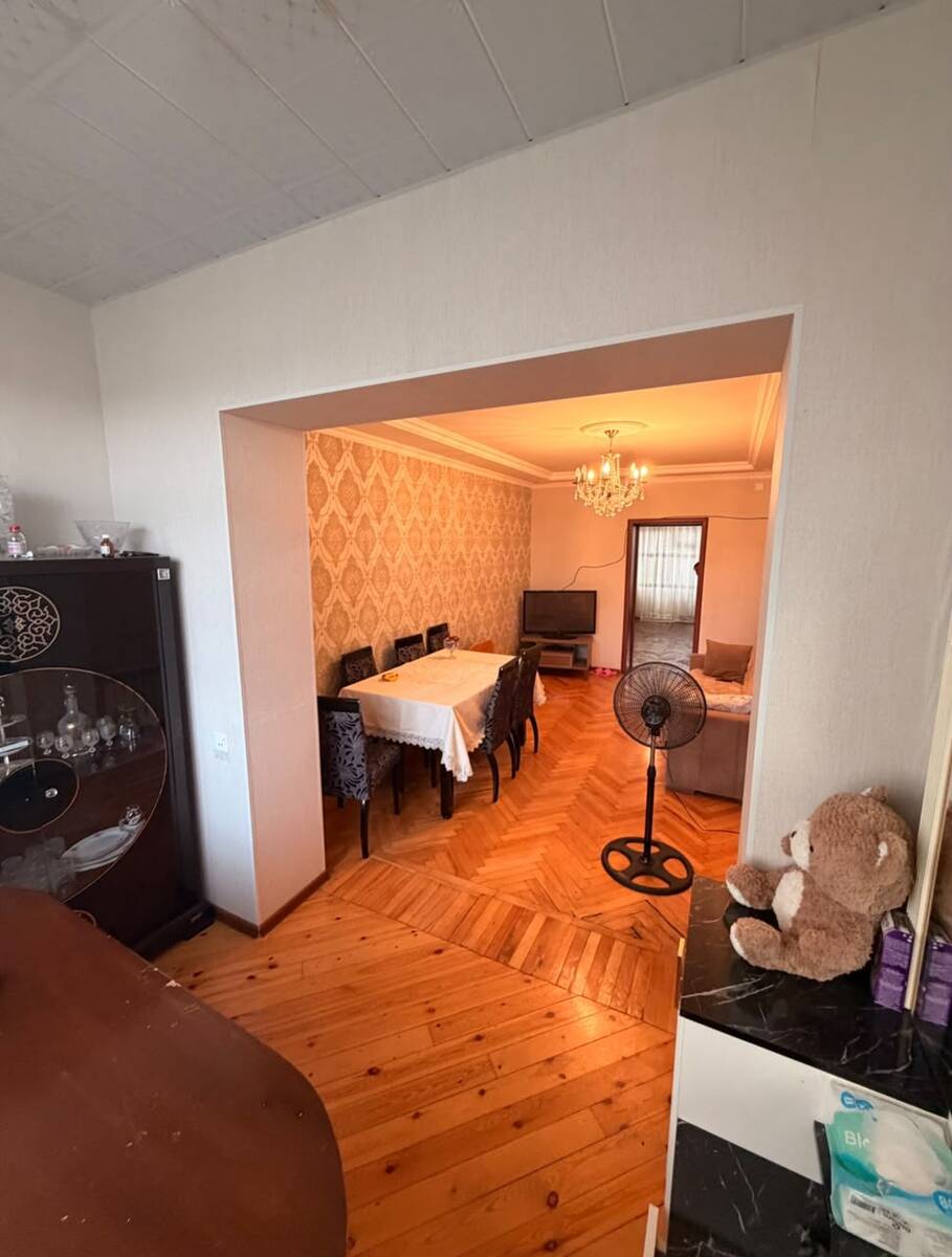 Satılır 2 otaqlı köhnə tikili 75 m² — Mənzil, Bakı (2)