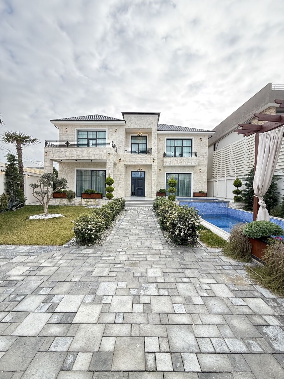 Satılır 6 otaqlı həyət evi/bağ evi 400 m² — Ev, villa, Bakı (9)
